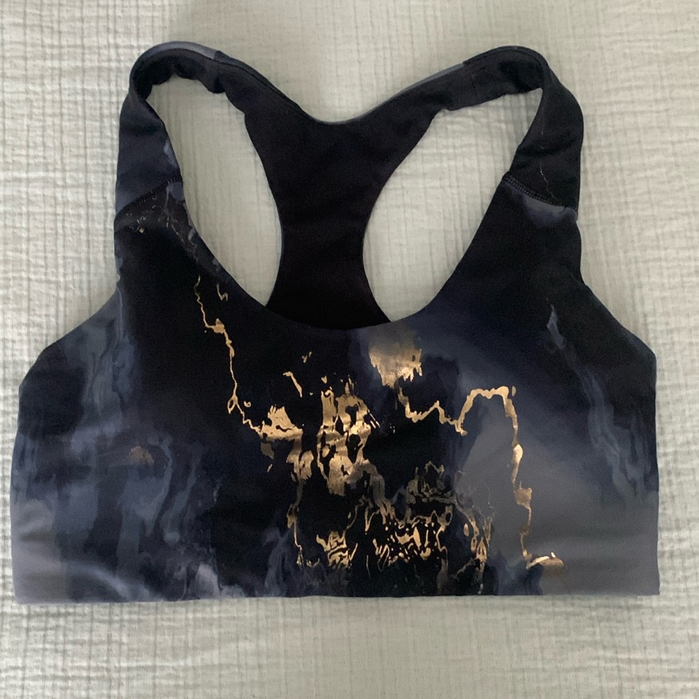Old navy active sports bra size medium